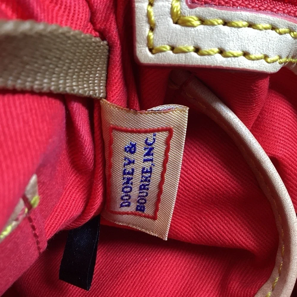Dooney & Bourke #5guj chic